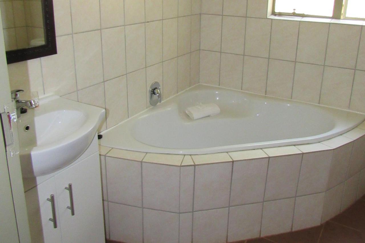 Sudwala Lodge Barvale Екстериор снимка